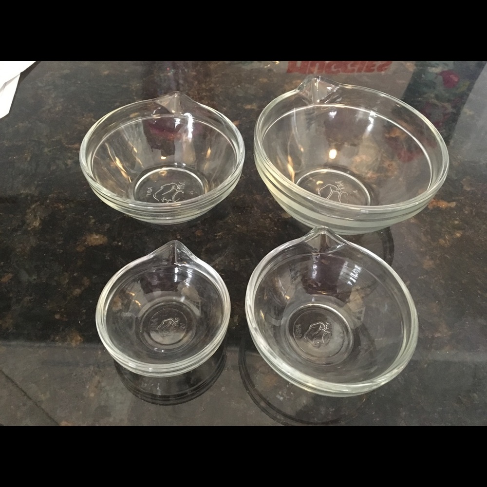 Pampered Chef pink bowl ser
